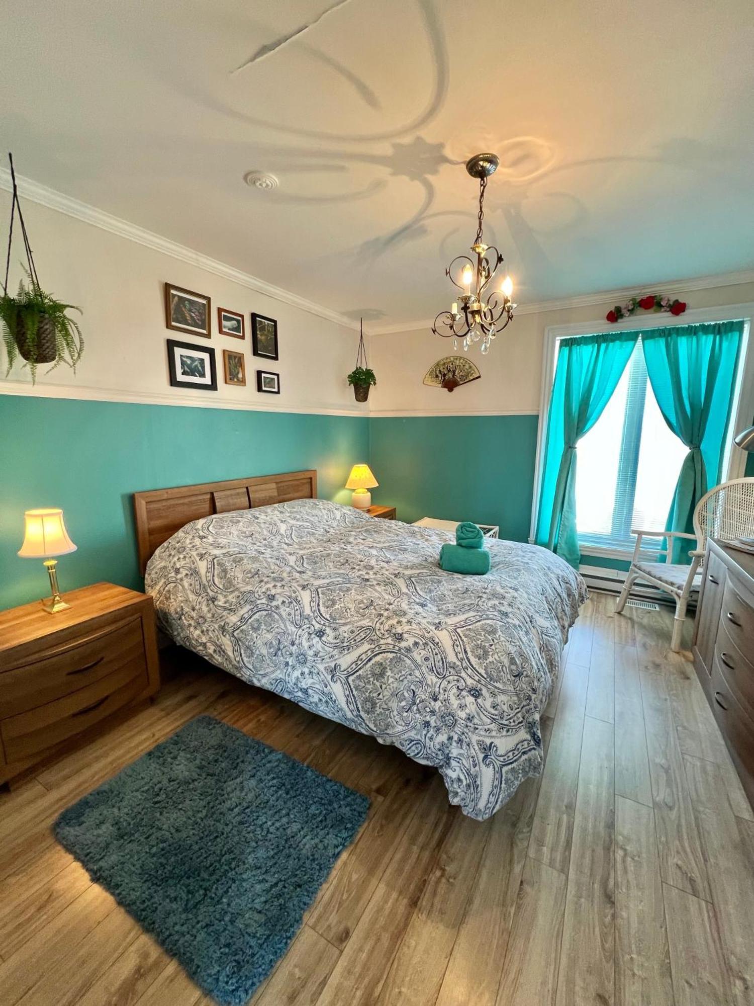 Bed and Breakfast Bed & Cafe Petit Papillon Grandes-Bergeronnes Zewnętrze zdjęcie